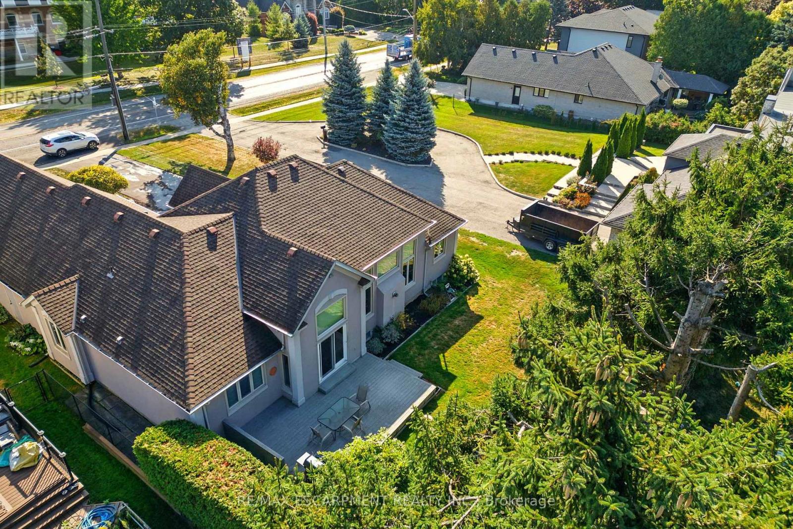 320 Fiddler's Green Road, Hamilton, Ontario  L9G 1X1 - Photo 44 - X12443373