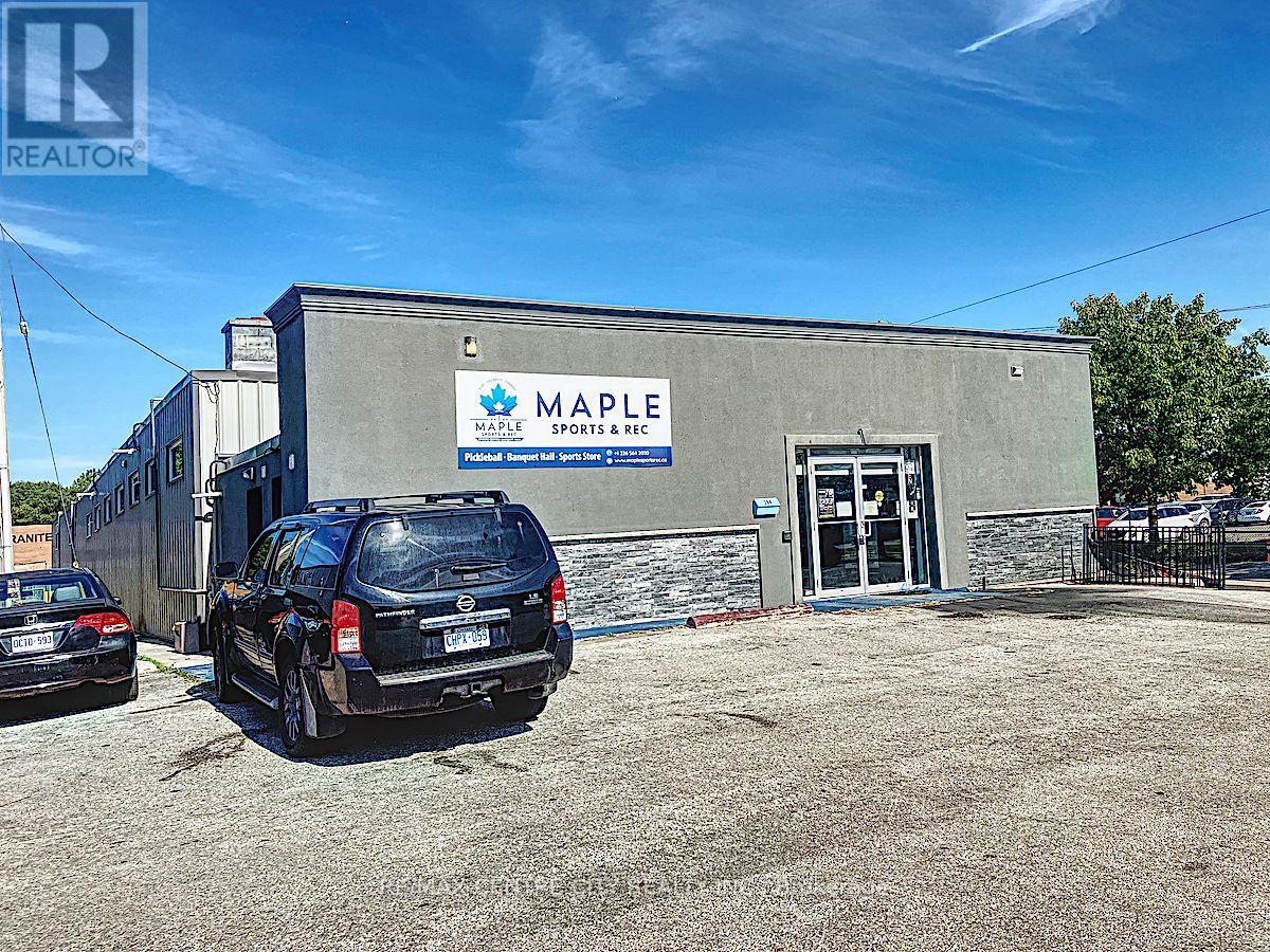 284 Adelaide Street S, London South (South I), Ontario  N5Z 3L1 - Photo 2 - X12490524