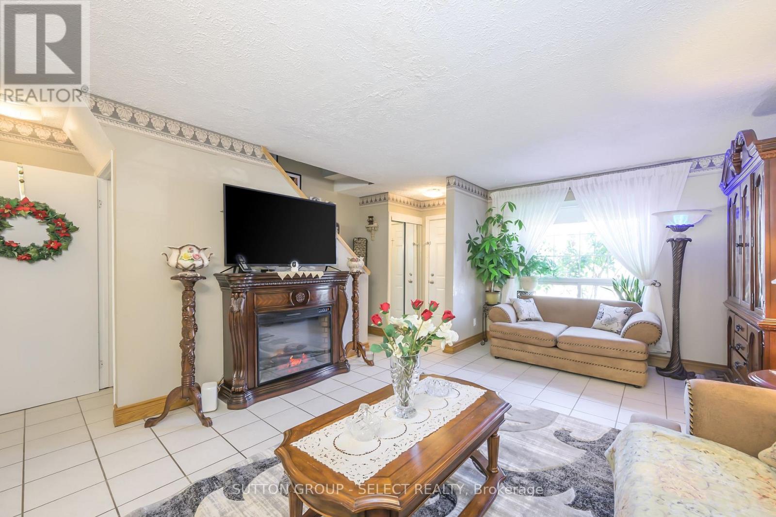 10 - 1215 Cheapside Street, London East (East C), Ontario  N5Y 5J9 - Photo 7 - X12490690