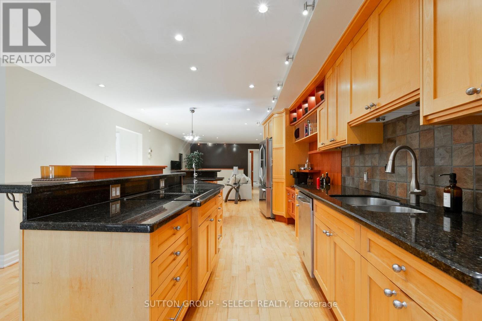 1 Shavian Court, London North (North A), Ontario  N6G 3G9 - Photo 12 - X12490774