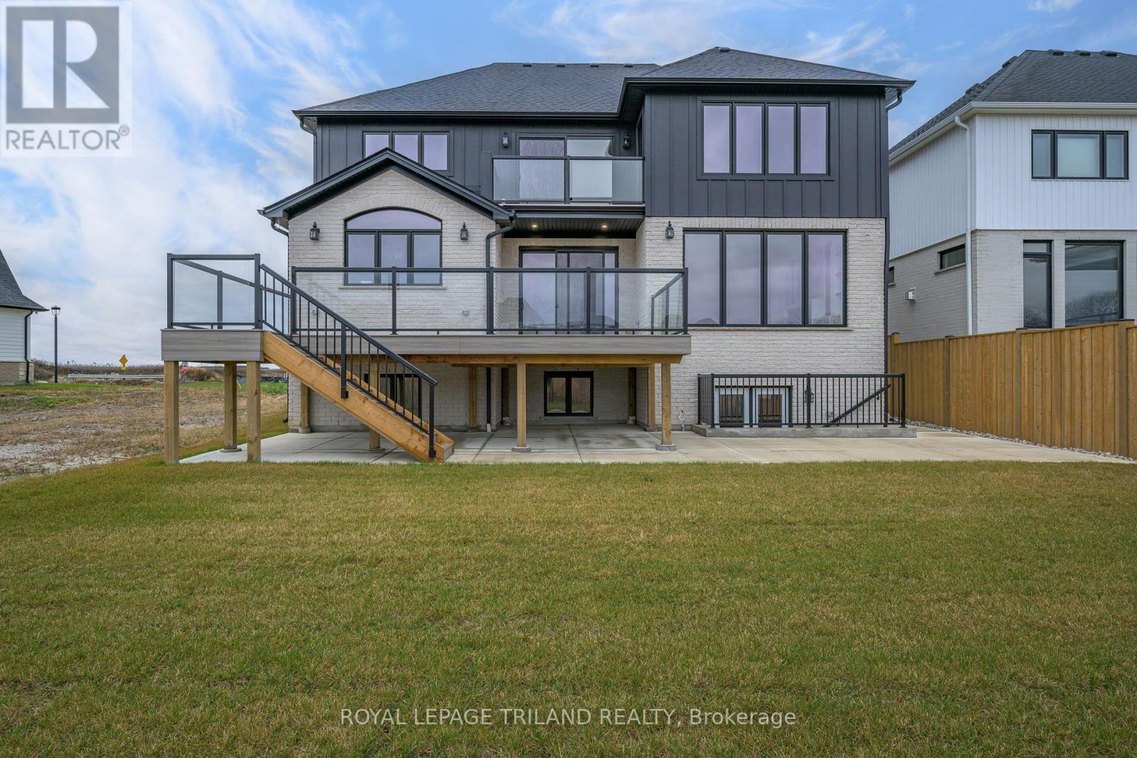 4038 Ayrshire Avenue, London South (South V), Ontario  N6P 0H7 - Photo 35 - X12490848