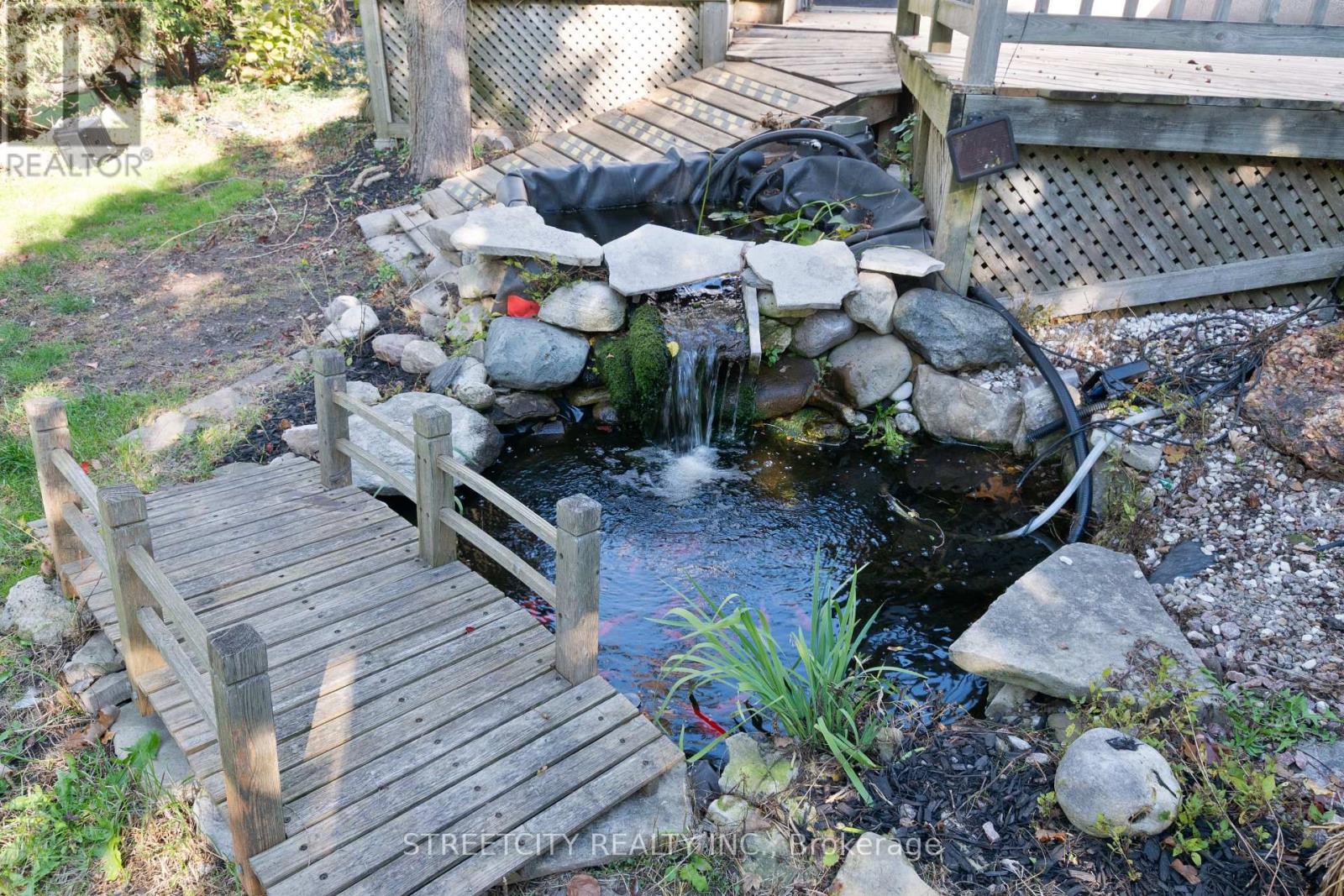 58 Norwich Avenue, Woodstock (Woodstock - South), Ontario  N4S 3V2 - Photo 42 - X12490856