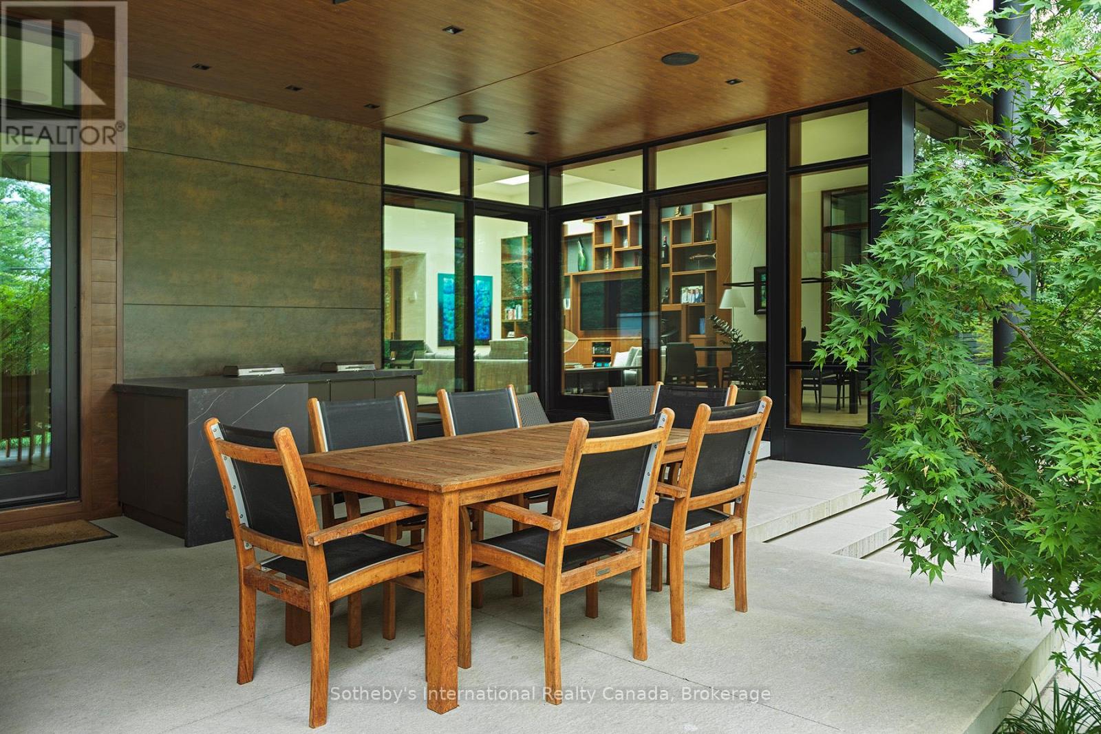 116 Chartwell Road, Oakville (Oo Old Oakville), Ontario  L6J 3Z6 - Photo 33 - W12490592