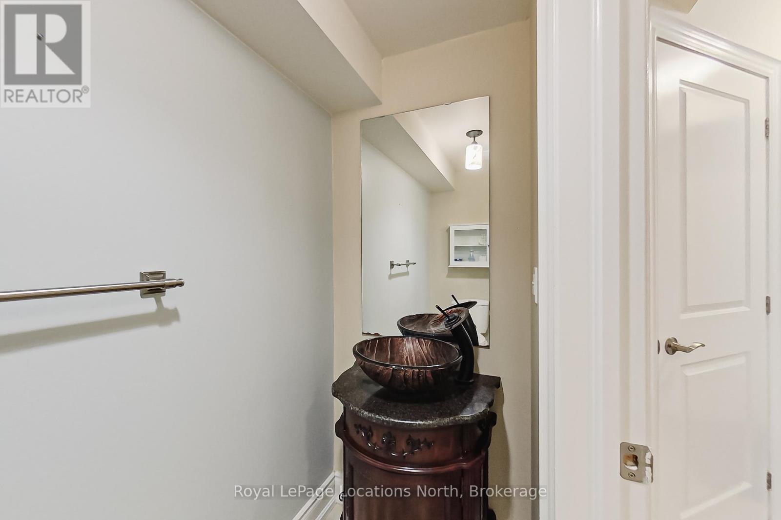 11 Wally Drive, Wasaga Beach, Ontario  L9Z 0E4 - Photo 25 - S12437483