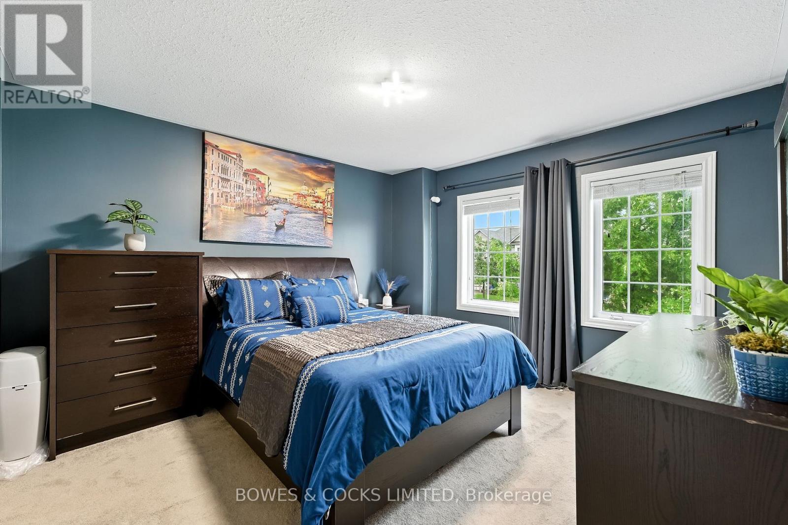 210 Farrier Crescent, Peterborough, Ontario K9L 0A6 - Photo 18 - X12489970