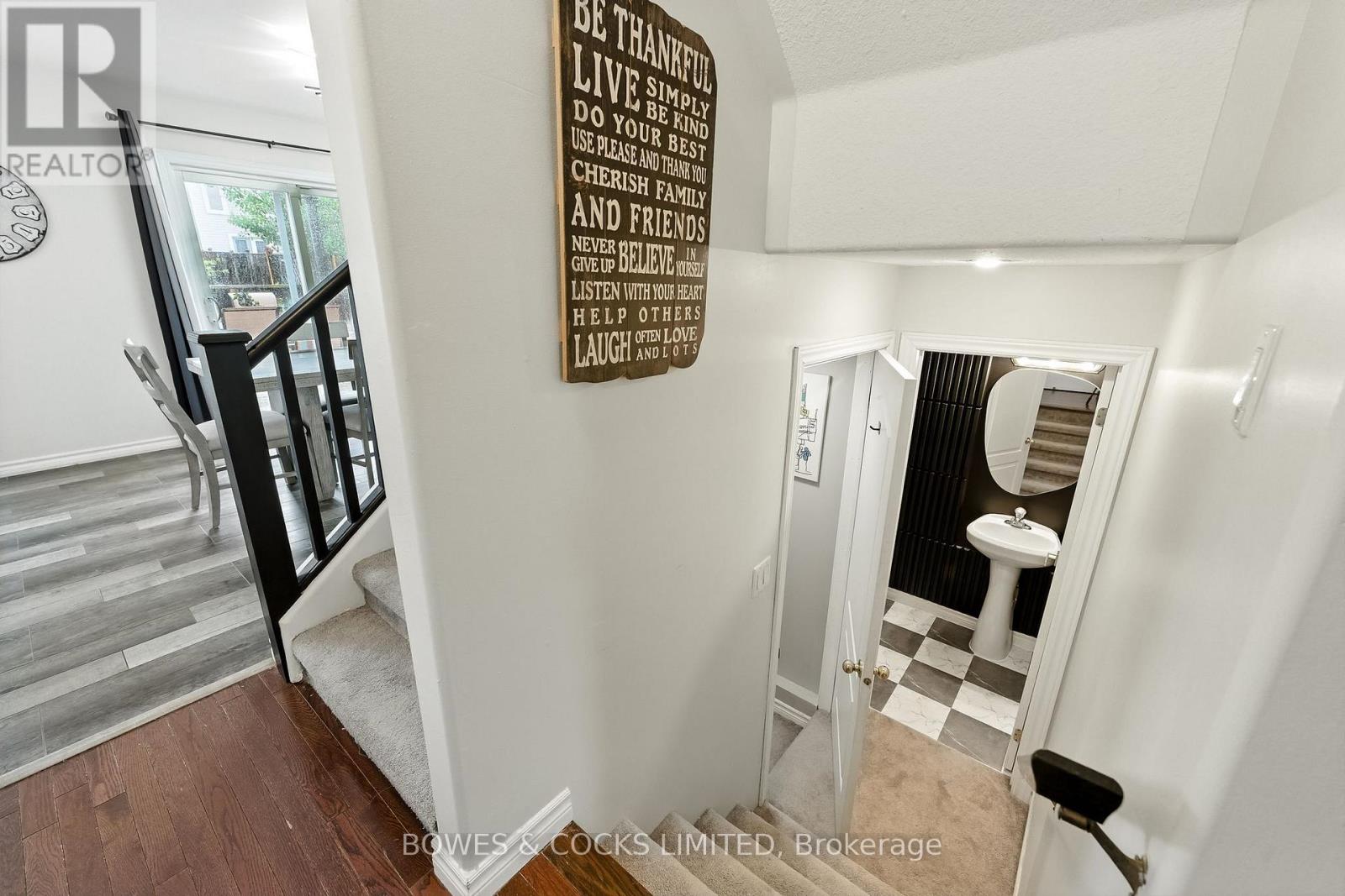 210 Farrier Crescent, Peterborough, Ontario K9L 0A6 - Photo 28 - X12489970