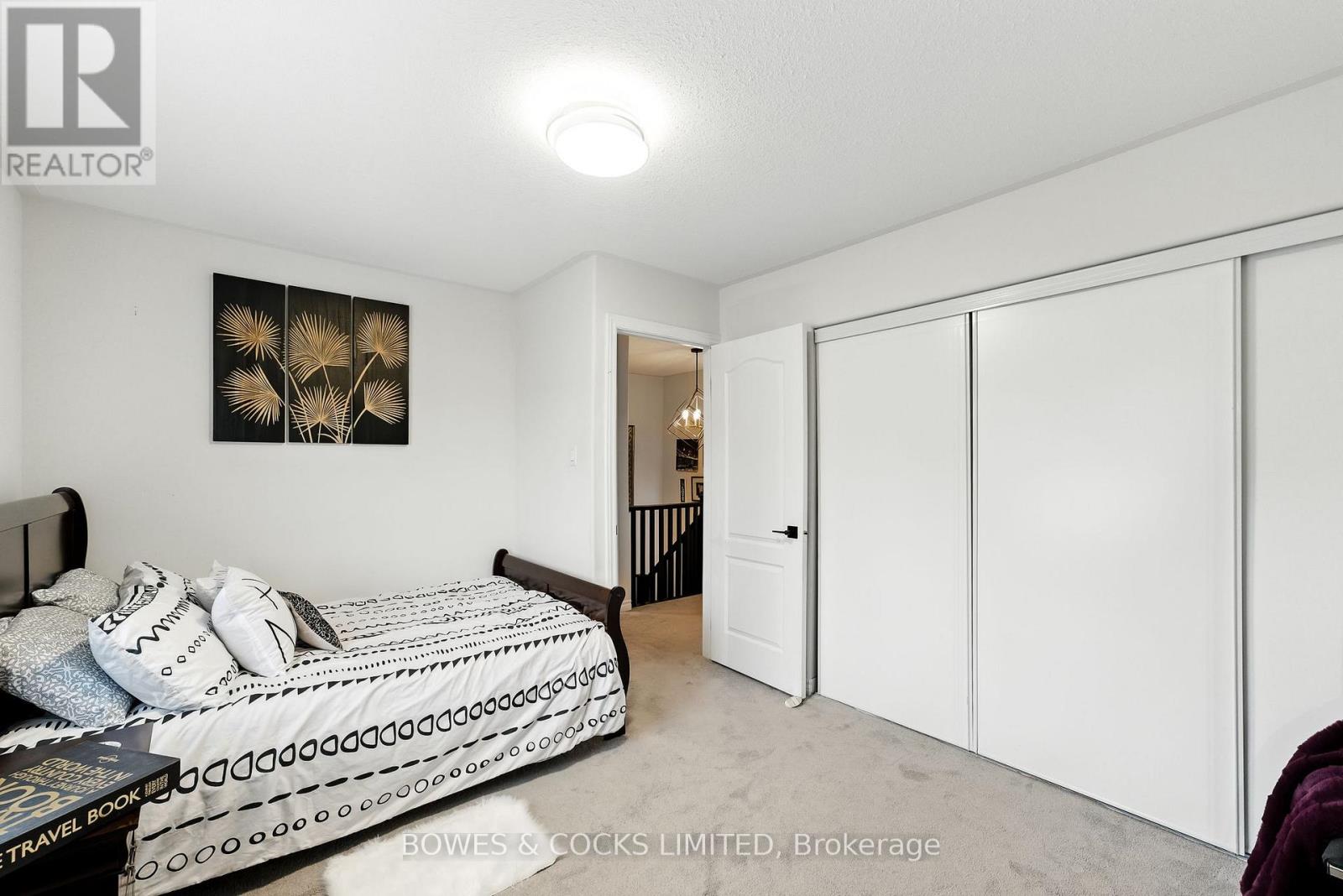 210 Farrier Crescent, Peterborough, Ontario K9L 0A6 - Photo 27 - X12489970