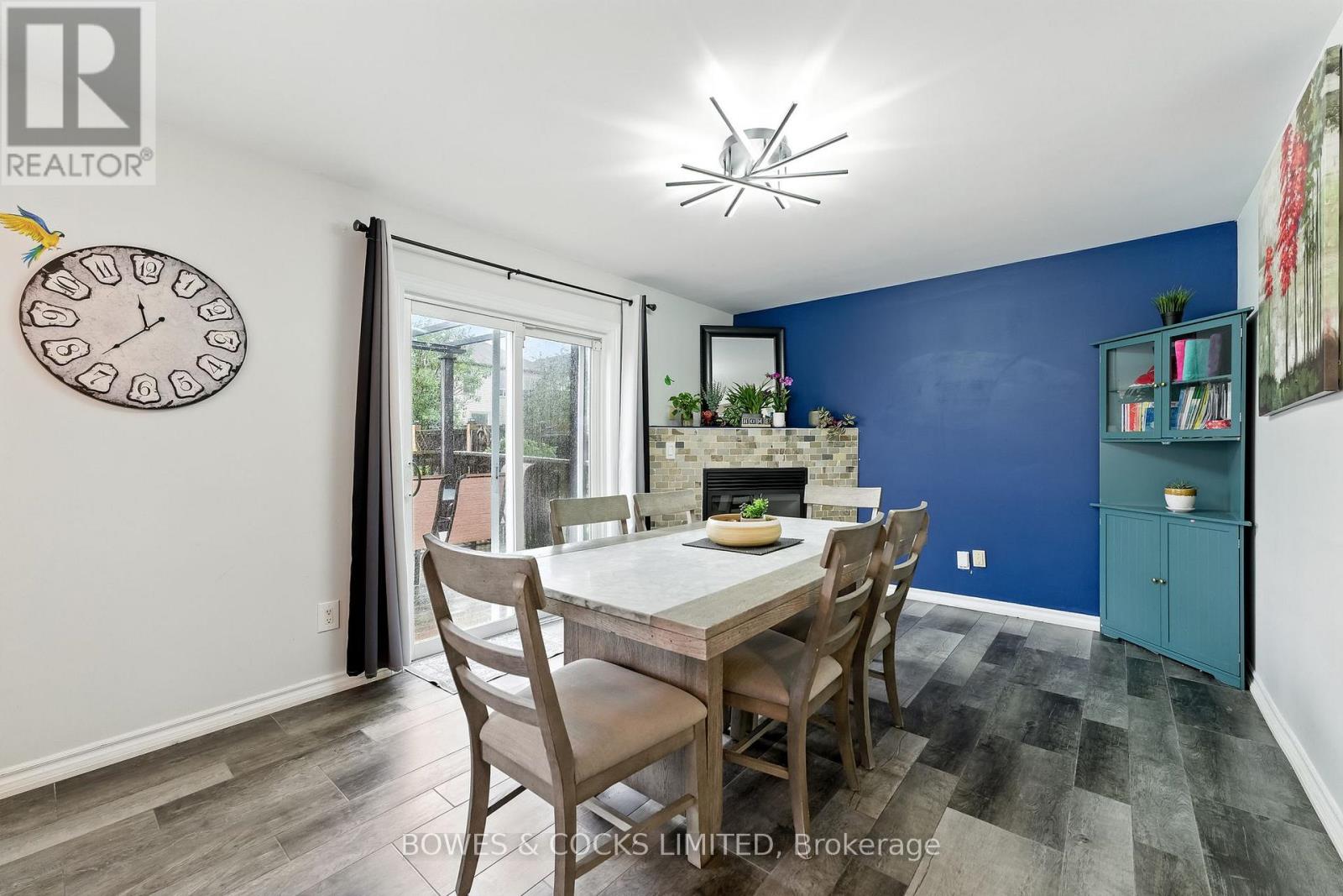 210 Farrier Crescent, Peterborough, Ontario K9L 0A6 - Photo 9 - X12489970