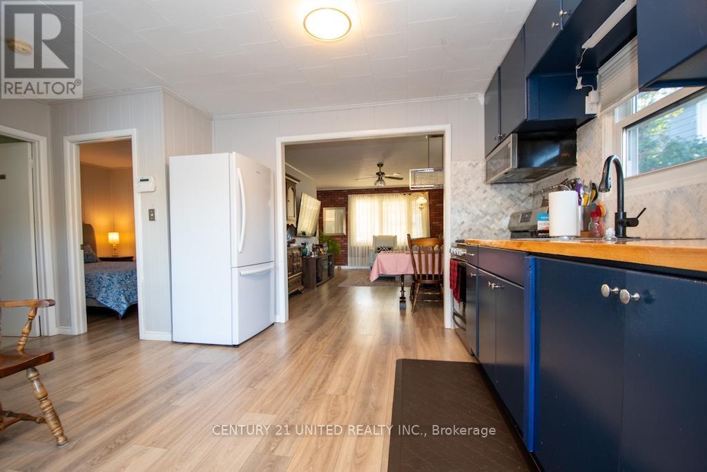 131 Homewood Avenue, Trent Hills, Ontario K0L 1Y0 - Photo 18 - X12490064