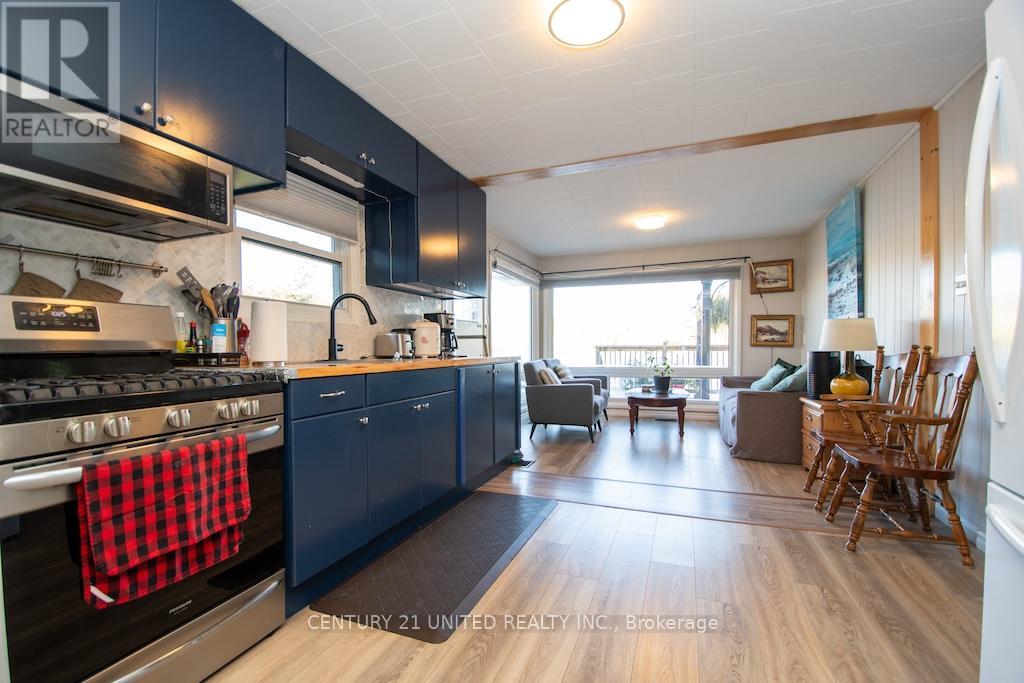 131 Homewood Avenue, Trent Hills, Ontario K0L 1Y0 - Photo 16 - X12490064