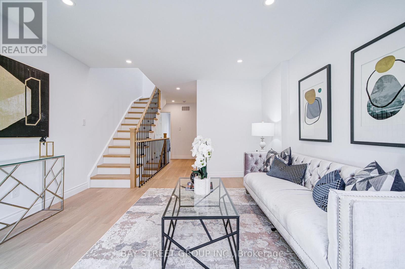 3 - 33 Birchbank Lane, Toronto (Banbury-Don Mills), Ontario  M3B 2Y2 - Photo 27 - C12490268