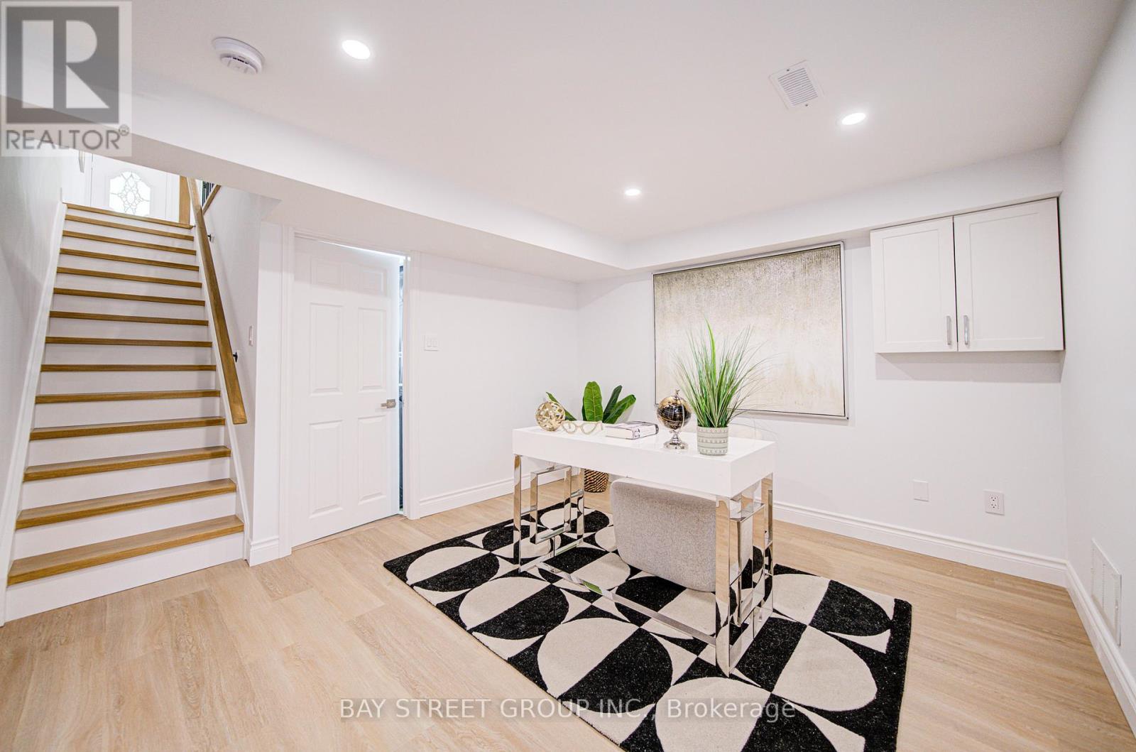 3 - 33 Birchbank Lane, Toronto (Banbury-Don Mills), Ontario  M3B 2Y2 - Photo 48 - C12490268