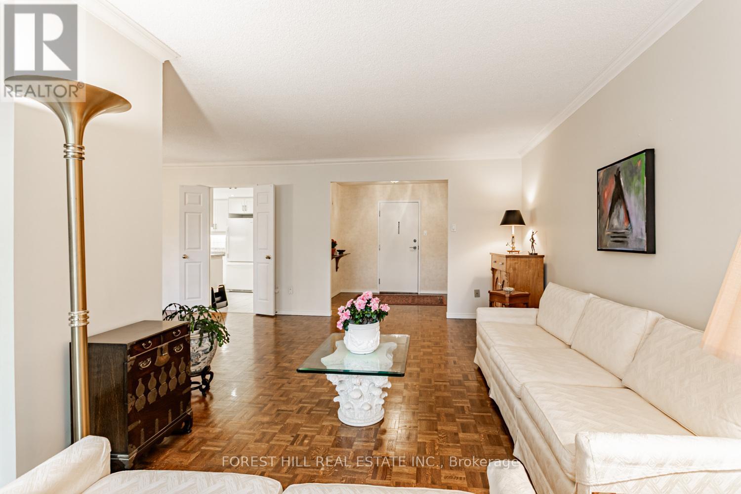 307 - 18 Lower Village Gate, Toronto, Ontario  M5P 3M1 - Photo 3 - C12490276