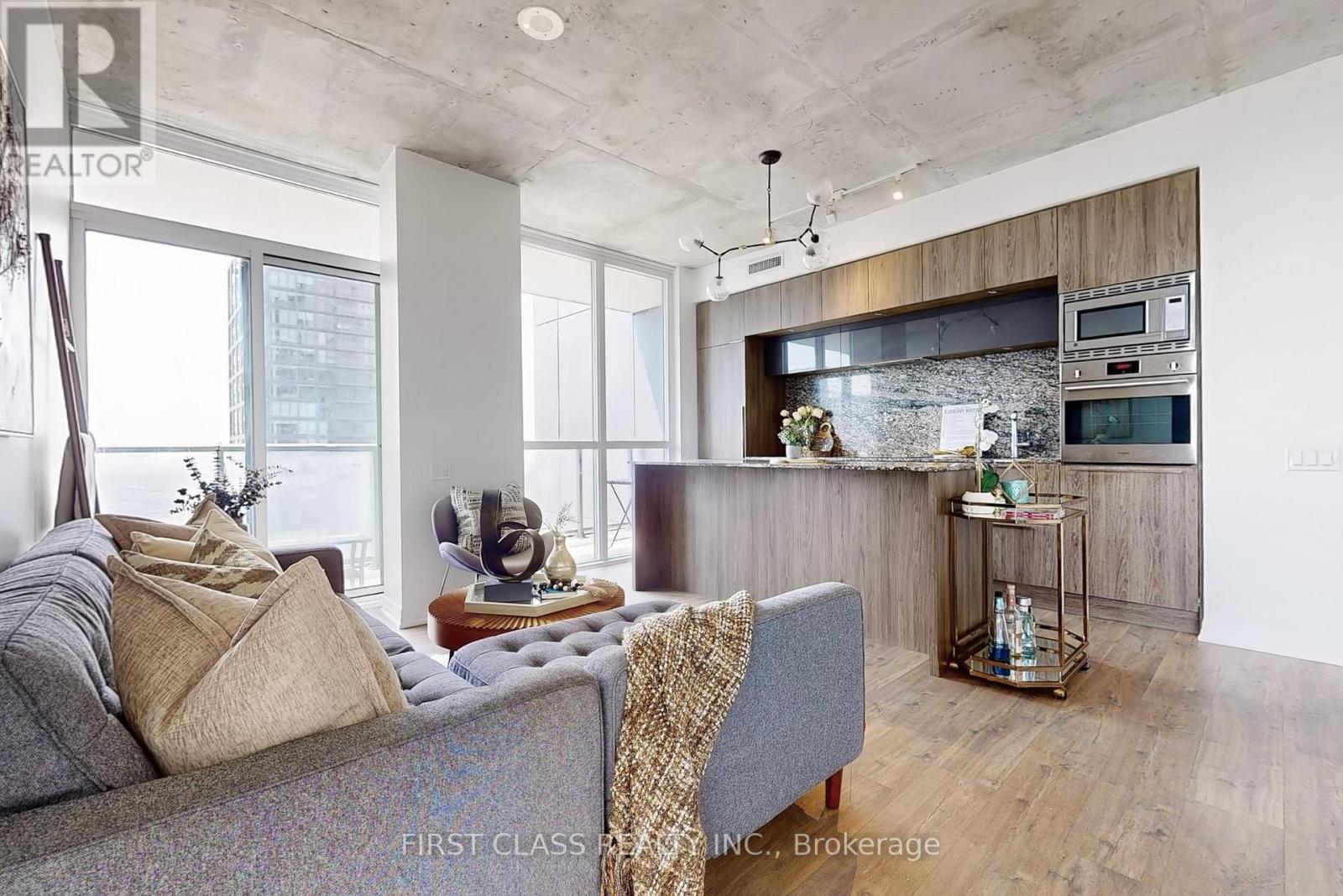 2708 - 88 Blue Jays Way, Toronto (Waterfront Communities), Ontario  M5V 0L7 - Photo 9 - C12490290