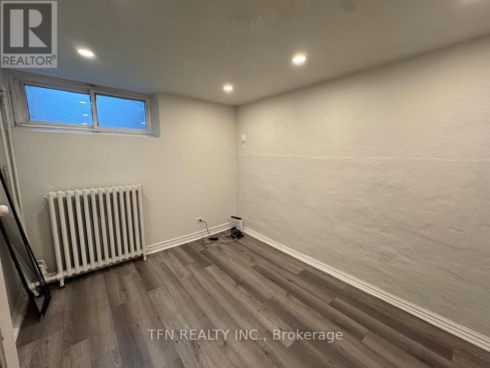 Lower - 926 Avenue Road, Toronto, Ontario  M5P 2K6 - Photo 9 - C12490298