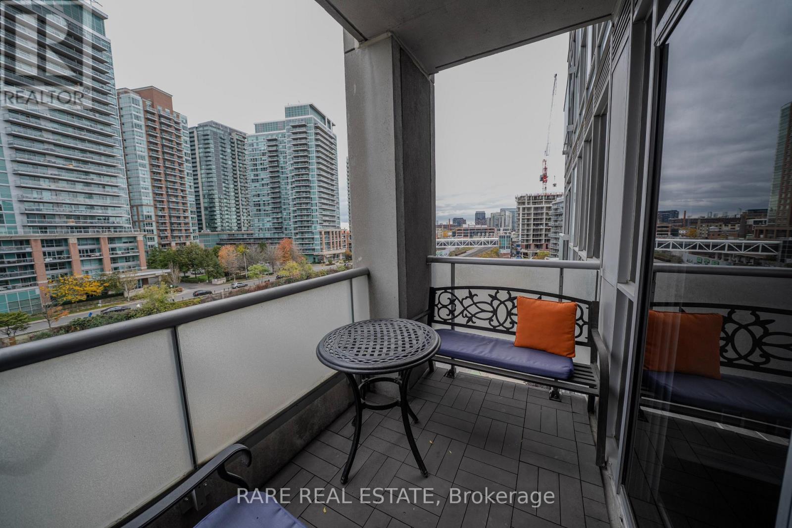 720 - 1 Shaw Street, Toronto, Ontario  M6K 0A1 - Photo 22 - C12490318