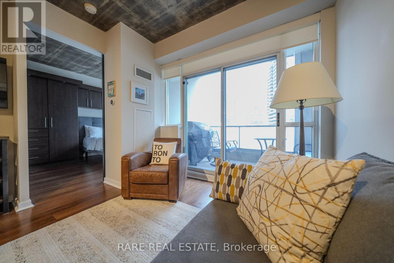 720 - 1 Shaw Street, Toronto, Ontario  M6K 0A1 - Photo 9 - C12490318