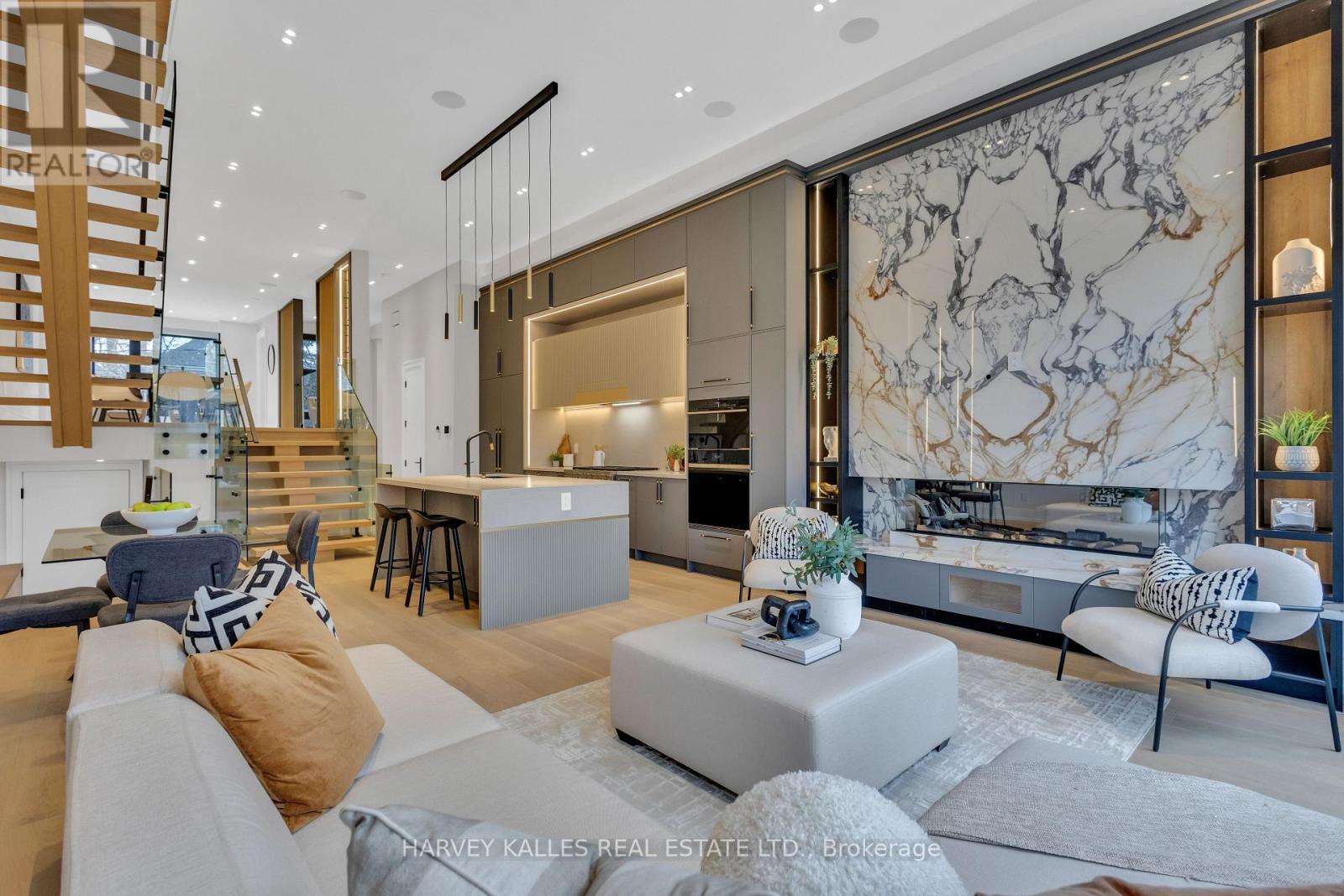 116 Briar Hill Avenue, Toronto, Ontario  M4R 1H9 - Photo 15 - C12490362