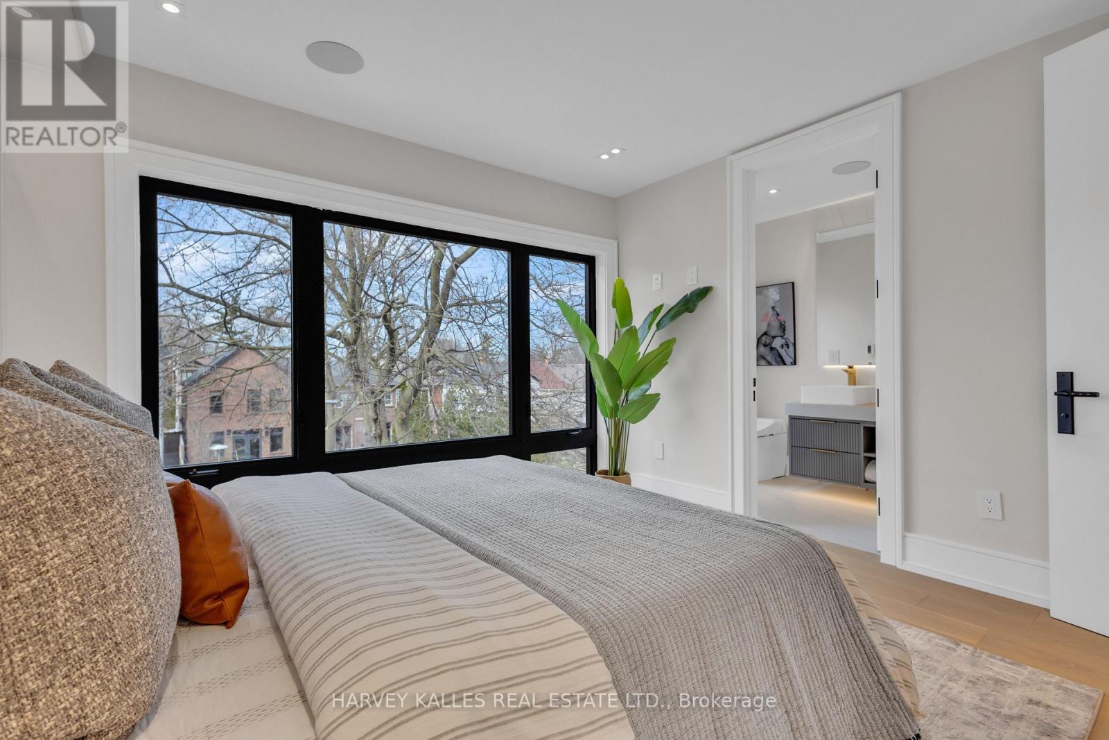 116 Briar Hill Avenue, Toronto, Ontario  M4R 1H9 - Photo 23 - C12490362