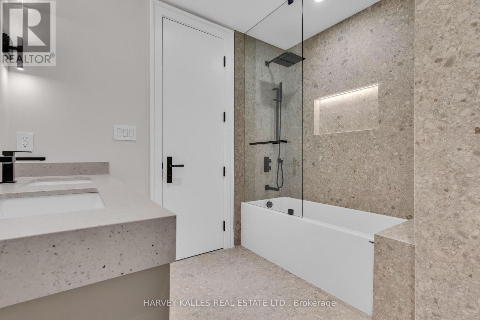 116 Briar Hill Avenue, Toronto, Ontario  M4R 1H9 - Photo 29 - C12490362