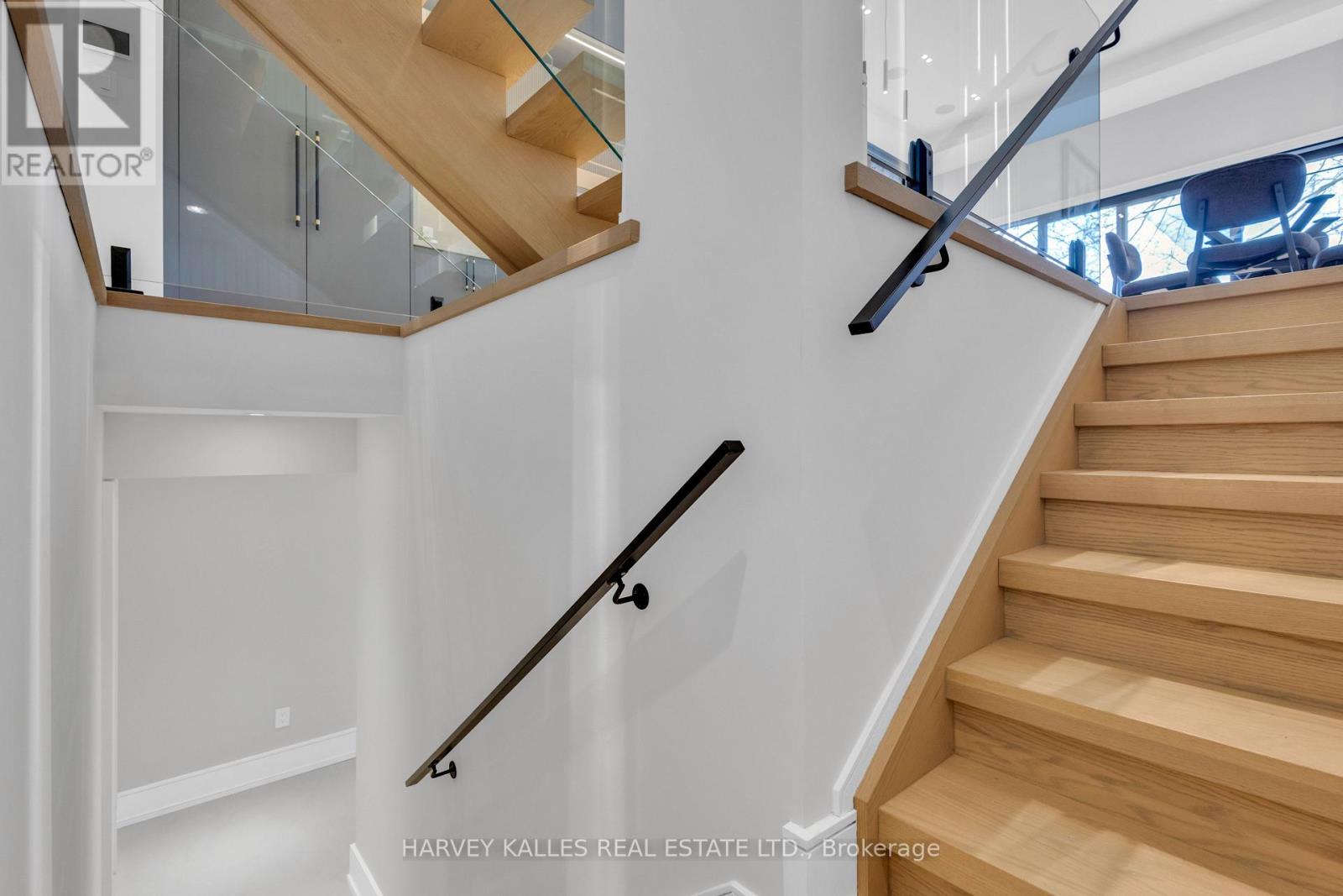 116 Briar Hill Avenue, Toronto, Ontario  M4R 1H9 - Photo 36 - C12490362