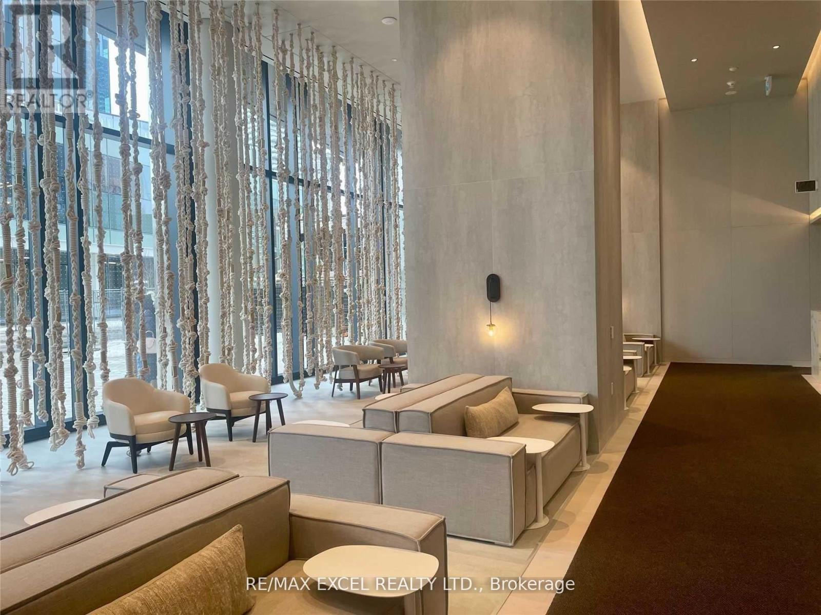 4210 - 138 Downes Street, Toronto, Ontario  M5E 0E4 - Photo 4 - C12490386