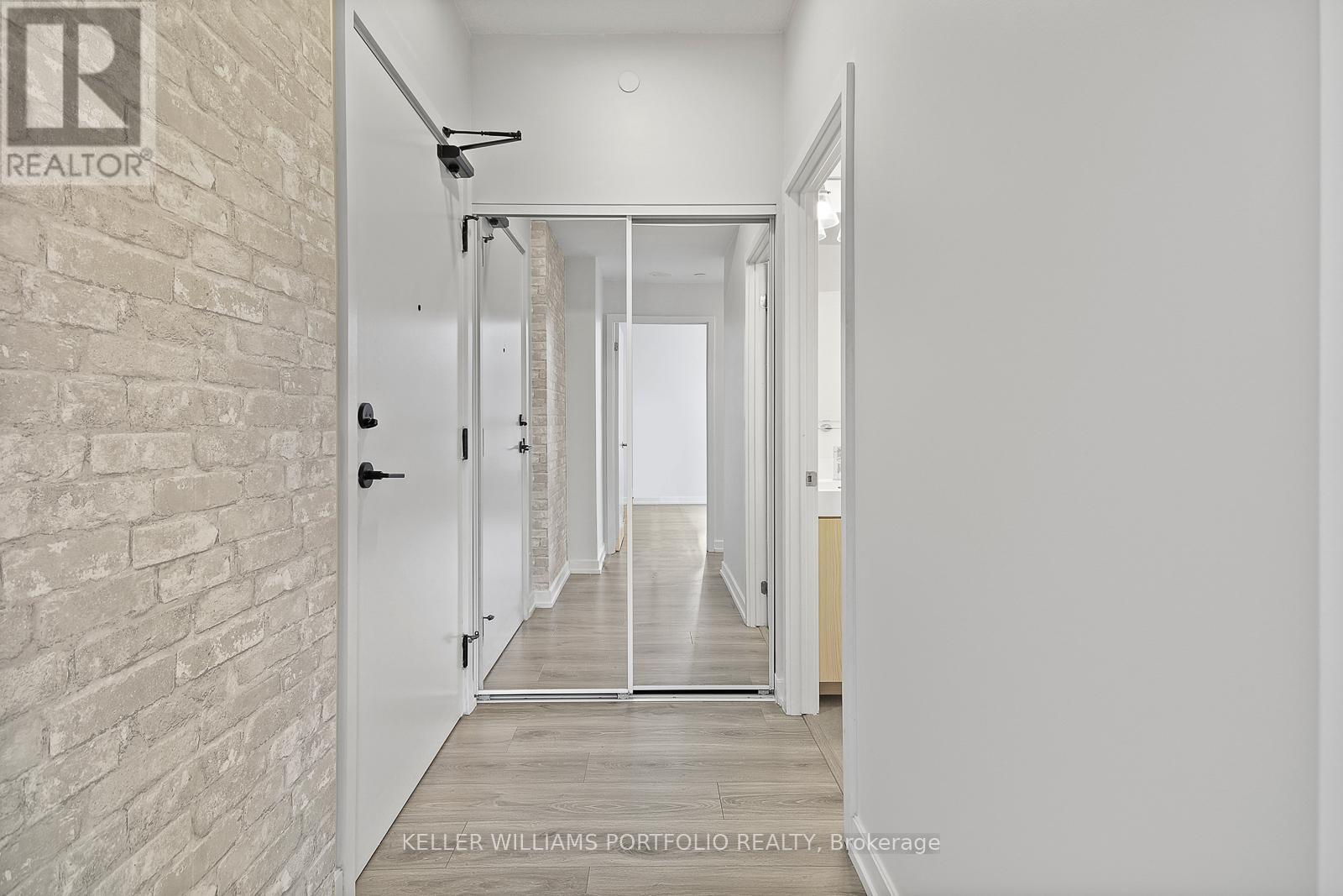 1303 - 20 Tubman Avenue, Toronto, Ontario  M5A 0M8 - Photo 3 - C12490424