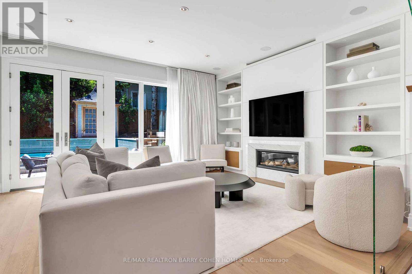 91 Lawrence Crescent, Toronto, Ontario  M4N 1N3 - Photo 12 - C12490444