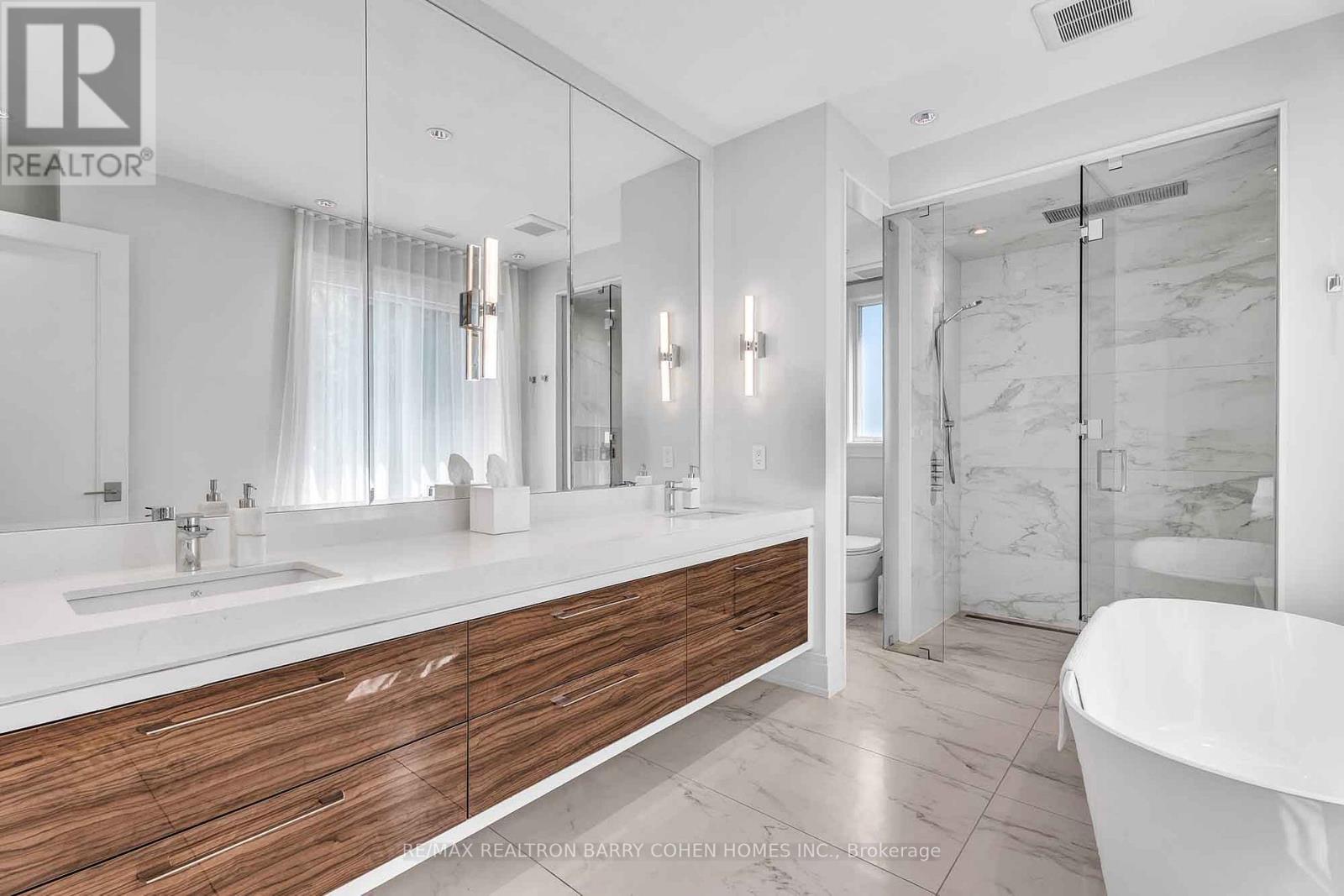 91 Lawrence Crescent, Toronto, Ontario  M4N 1N3 - Photo 16 - C12490444