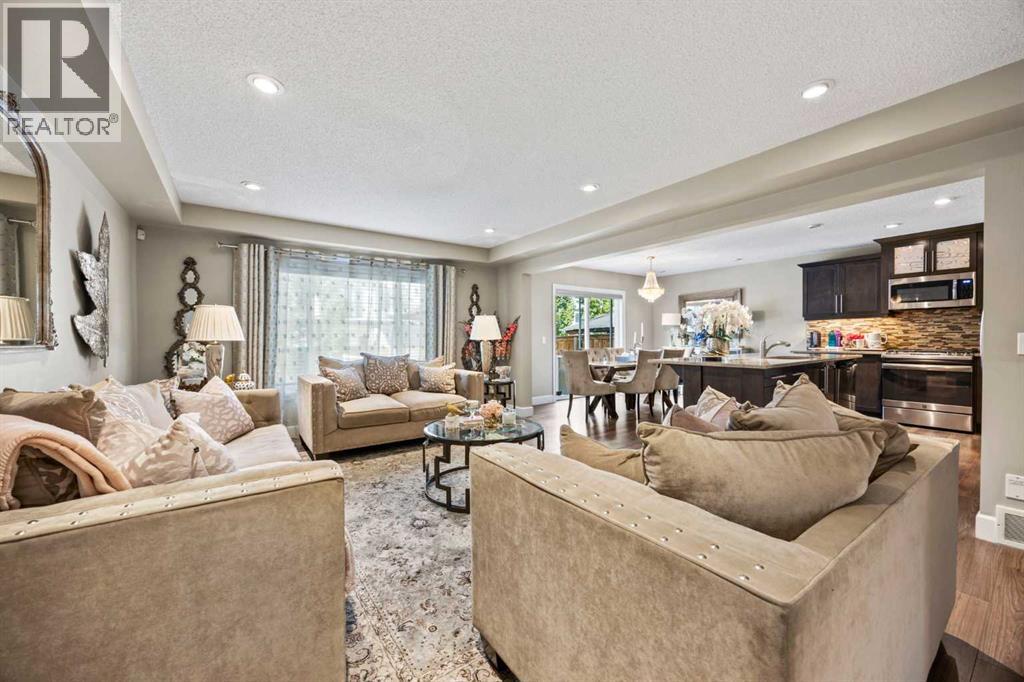 148 Viewpointe Terrace, Chestermere, Alberta  T1X 0P9 - Photo 7 - A2267436