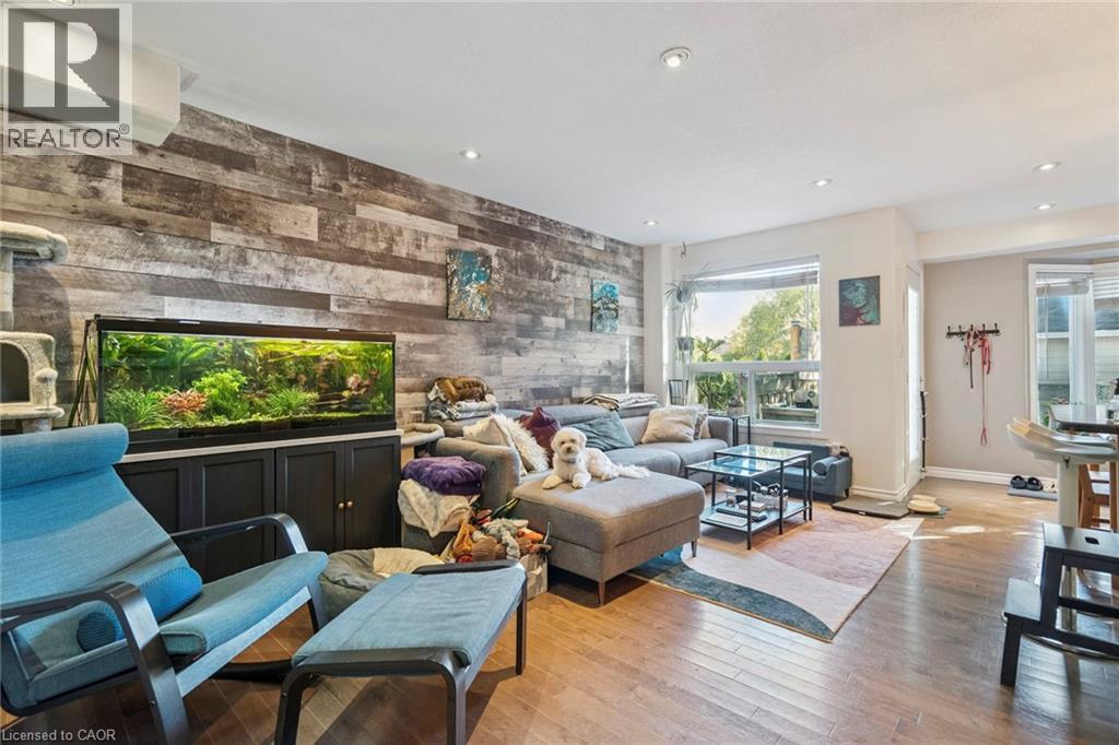 27 Pettit Street, Stoney Creek, Ontario  L8E 5V7 - Photo 11 - 40784002