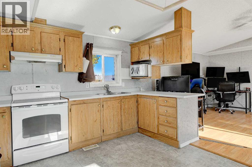 37, 55011 Twp 714, Grande Prairie, Alberta  T8X 4A9 - Photo 2 - A2259475