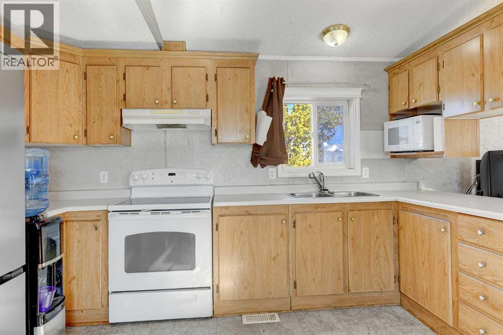 37, 55011 Twp 714, Grande Prairie, Alberta  T8X 4A9 - Photo 3 - A2259475