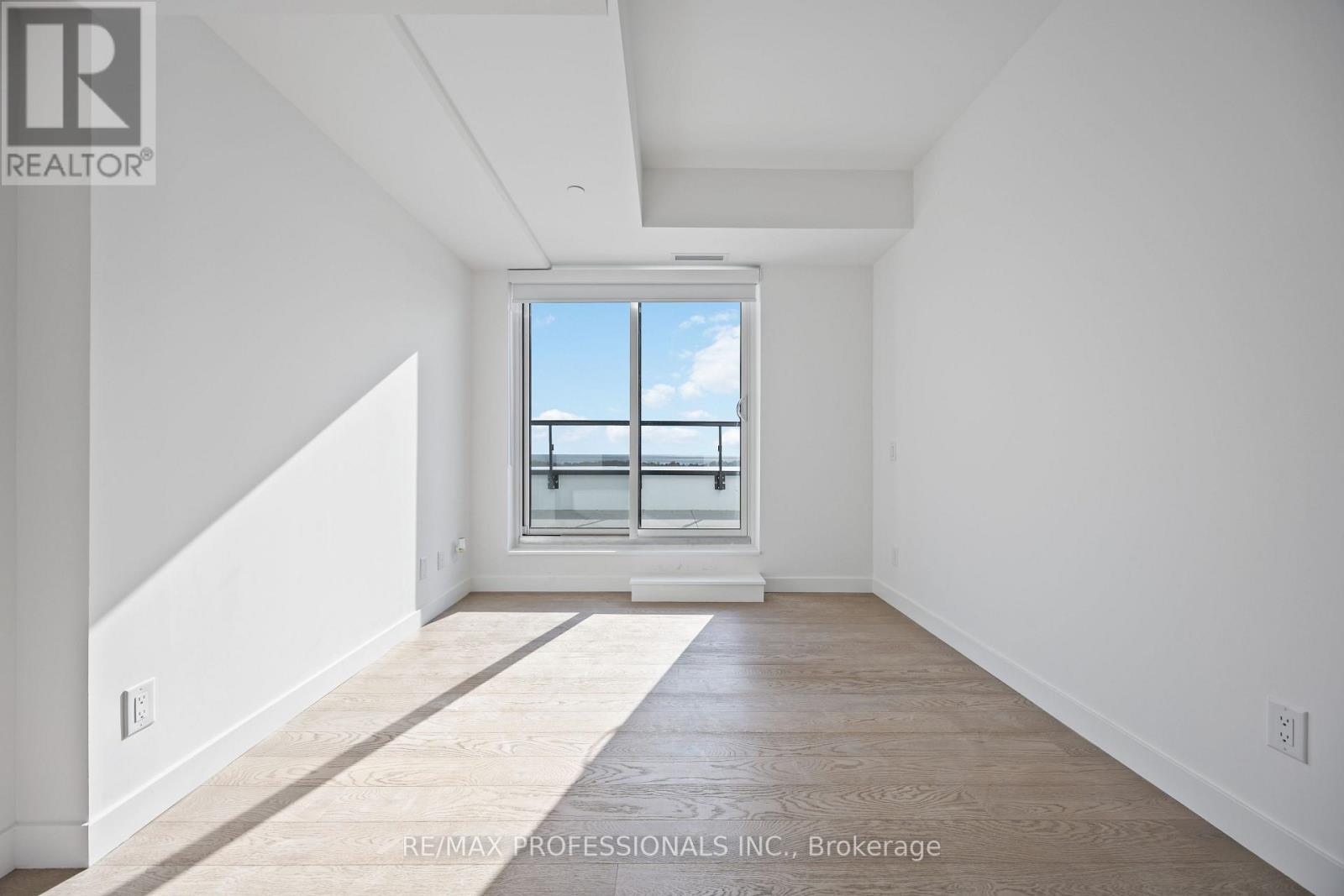 1203 - 1050 Eastern Avenue, Toronto, Ontario  M4L 0B7 - Photo 22 - E12490434