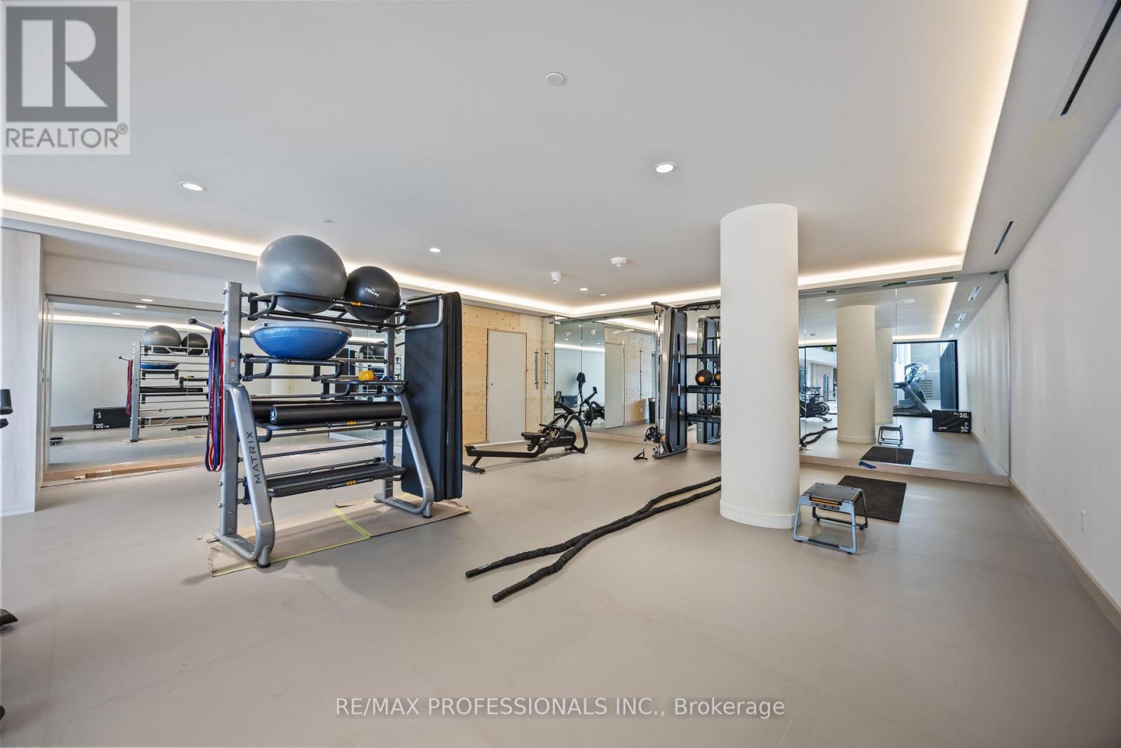 1203 - 1050 Eastern Avenue, Toronto, Ontario  M4L 0B7 - Photo 32 - E12490434