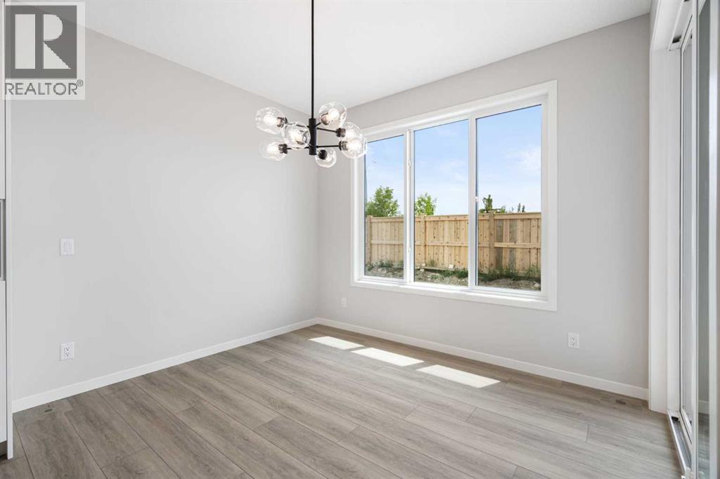 262 West Grove Lane Sw, Calgary, Alberta  T3H 6K7 - Photo 12 - A2250270