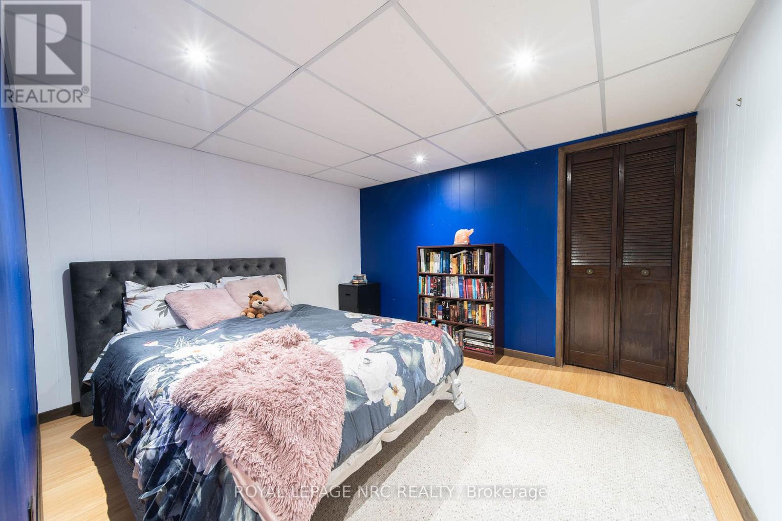 4228 York Drive, Niagara Falls, Ontario  L2E 6Y4 - Photo 15 - X12490640