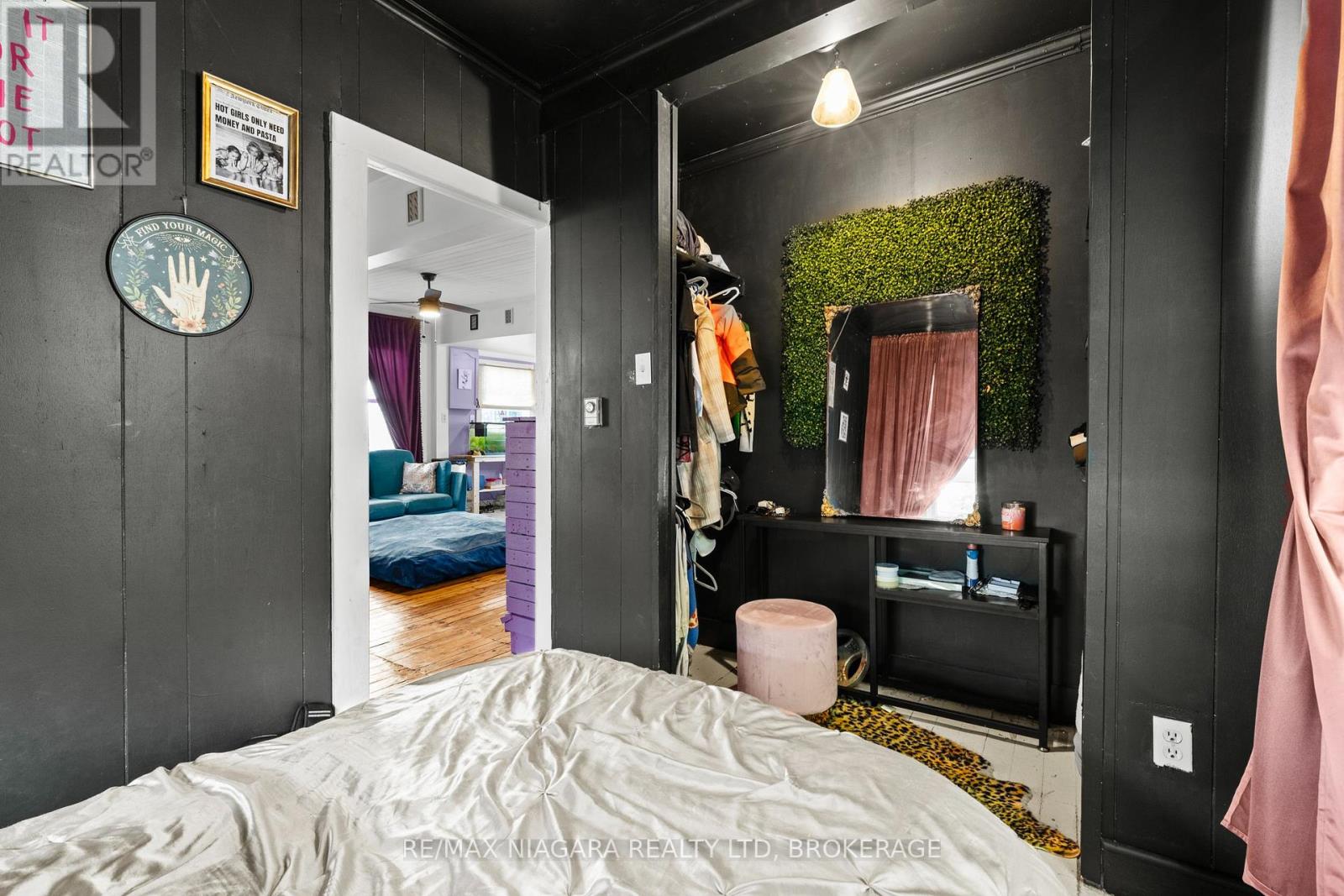 118 Lincoln Road E, Fort Erie (Crystal Beach), Ontario  L0S 1B0 - Photo 19 - X12490696