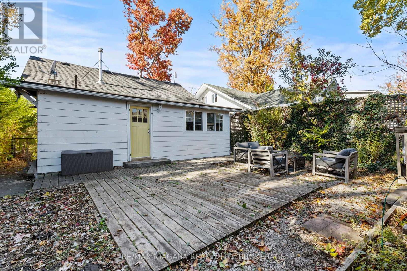 118 Lincoln Road E, Fort Erie (Crystal Beach), Ontario  L0S 1B0 - Photo 29 - X12490696