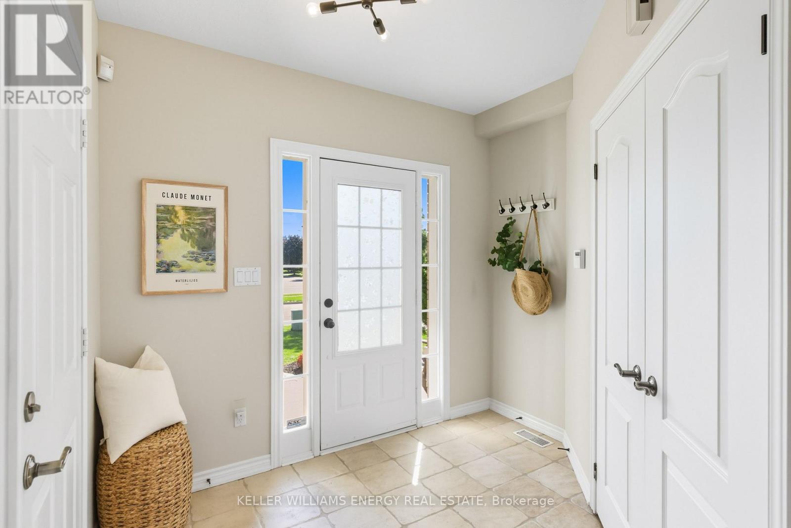 47 Scepter Place, Whitby (Rolling Acres), Ontario  L1R 3A8 - Photo 2 - E12490866