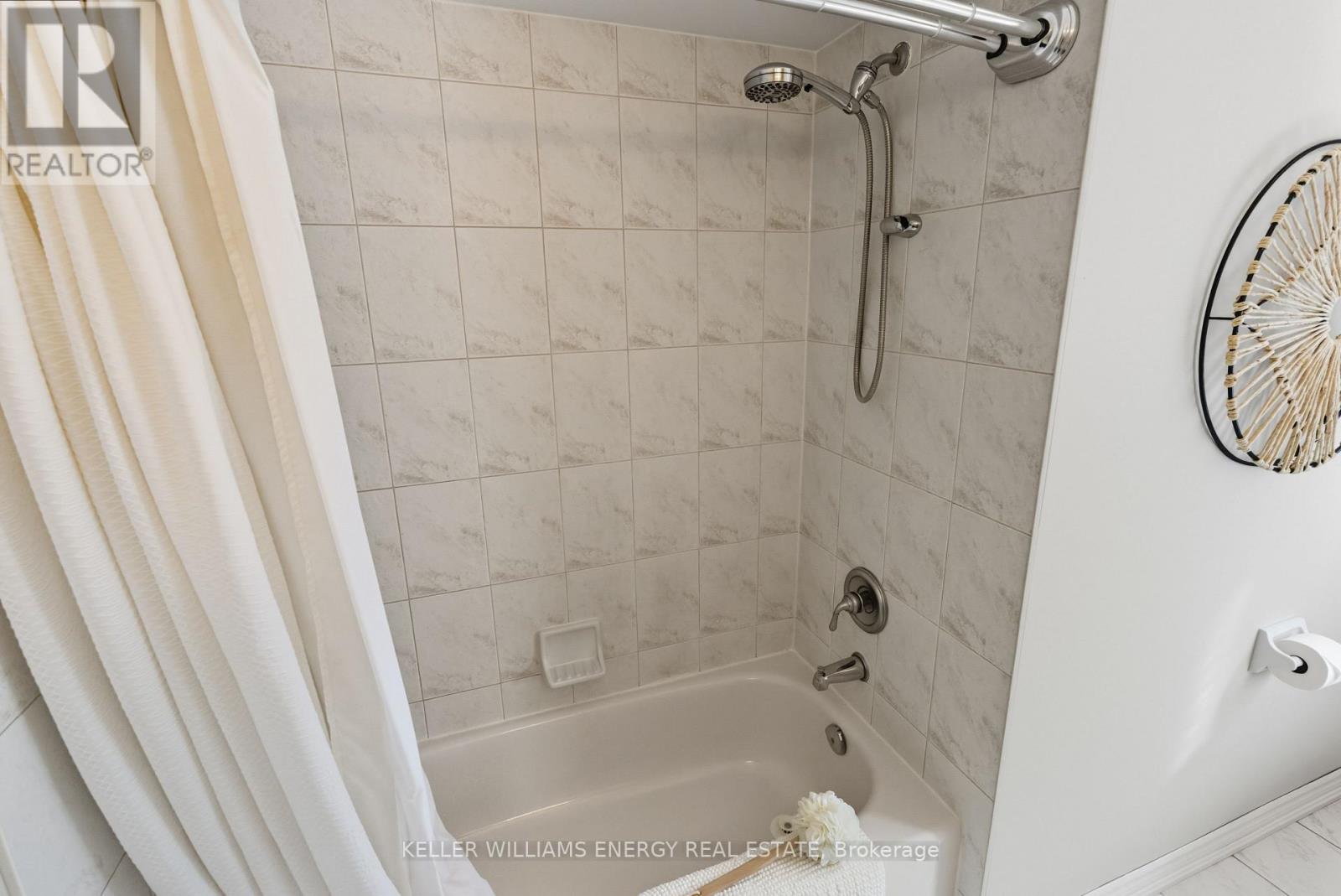 47 Scepter Place, Whitby (Rolling Acres), Ontario  L1R 3A8 - Photo 24 - E12490866