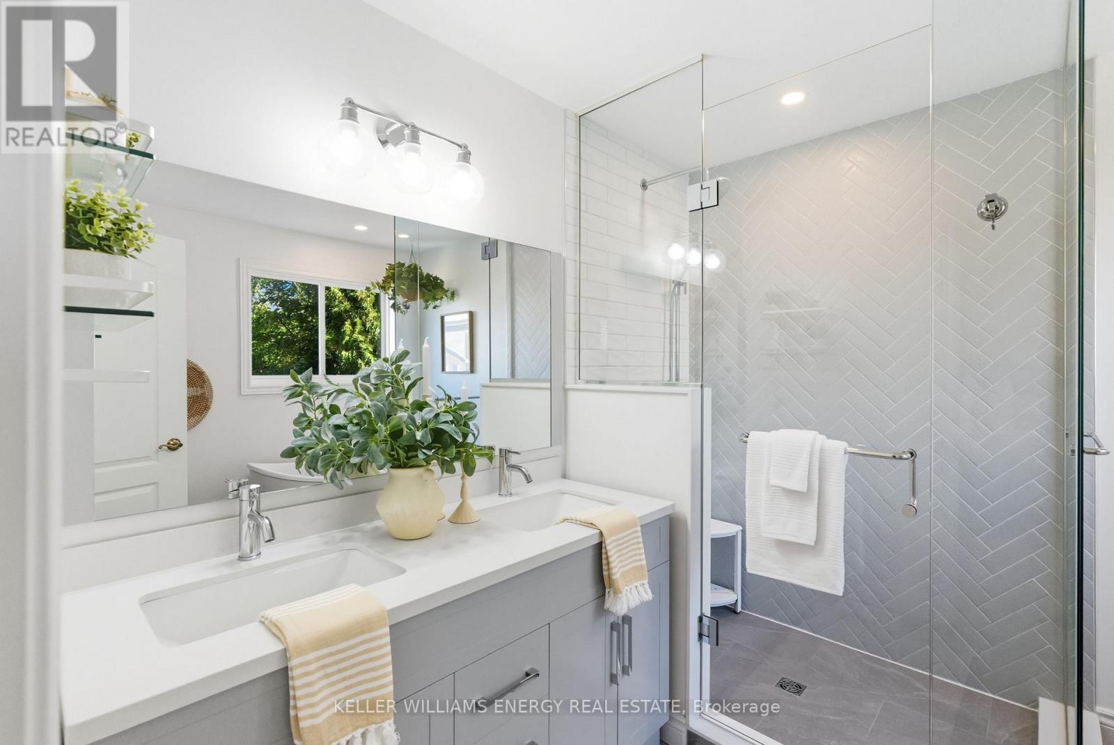 47 Scepter Place, Whitby (Rolling Acres), Ontario  L1R 3A8 - Photo 30 - E12490866