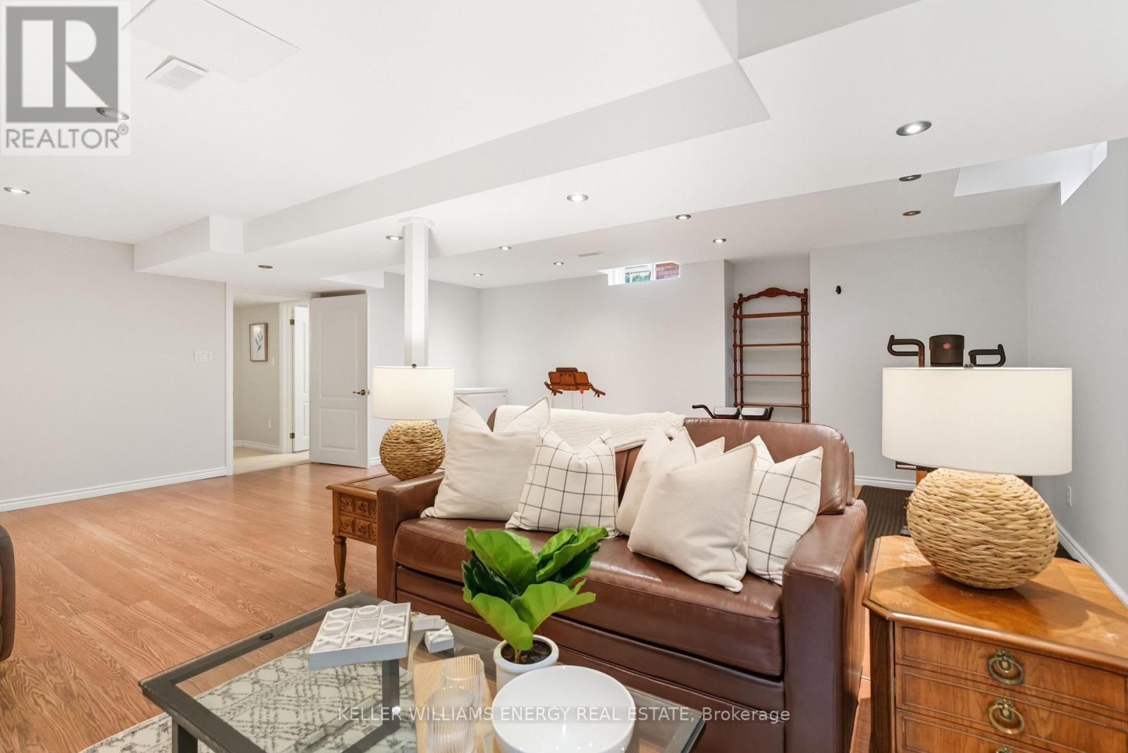 47 Scepter Place, Whitby (Rolling Acres), Ontario  L1R 3A8 - Photo 39 - E12490866