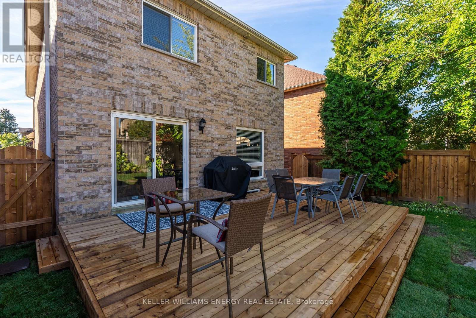 47 Scepter Place, Whitby (Rolling Acres), Ontario  L1R 3A8 - Photo 44 - E12490866