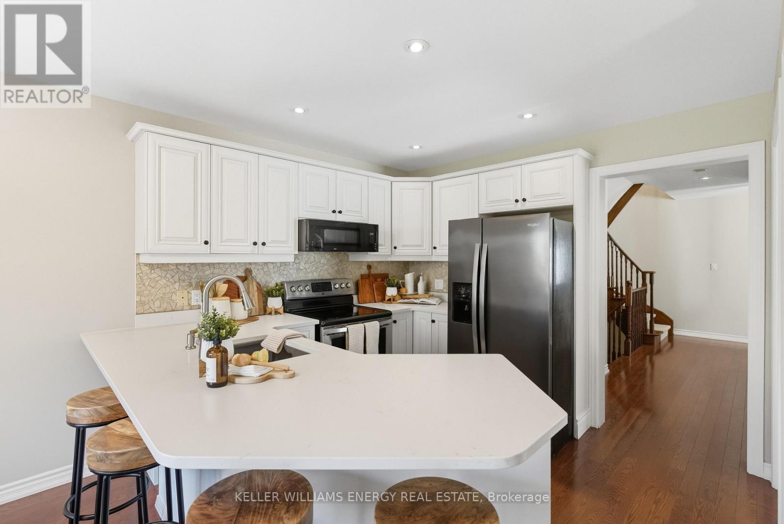 47 Scepter Place, Whitby (Rolling Acres), Ontario  L1R 3A8 - Photo 8 - E12490866