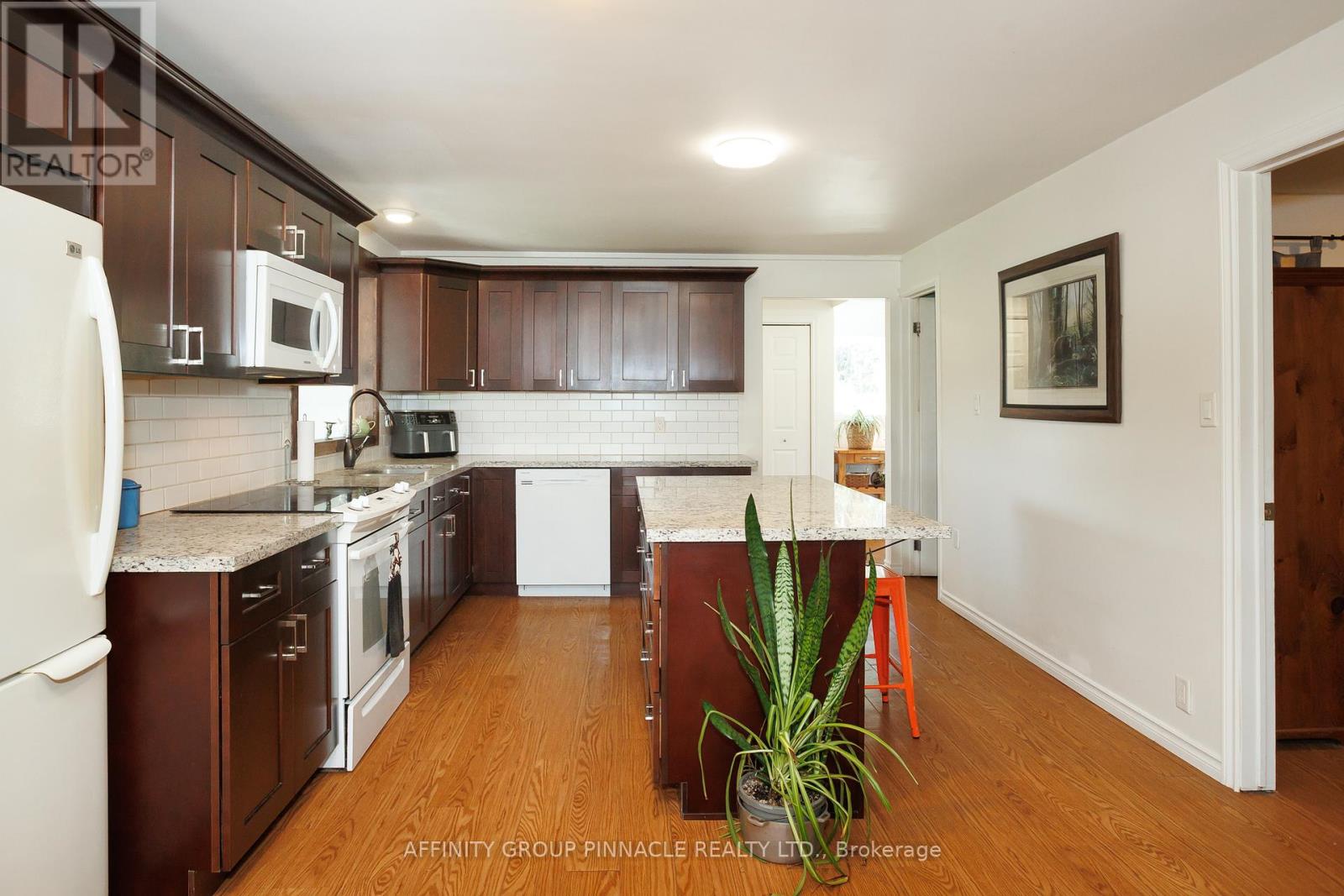 B1710 Conc Rd 8 Thorah Road, Brock, Ontario  L0K 1A0 - Photo 25 - N12490658