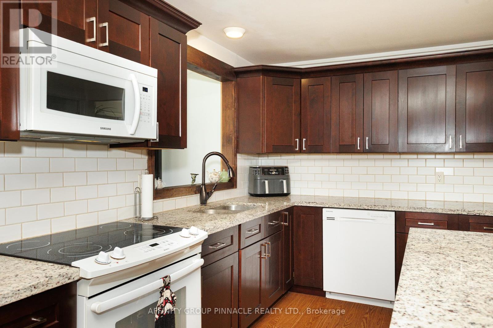 B1710 Conc Rd 8 Thorah Road, Brock, Ontario  L0K 1A0 - Photo 26 - N12490658