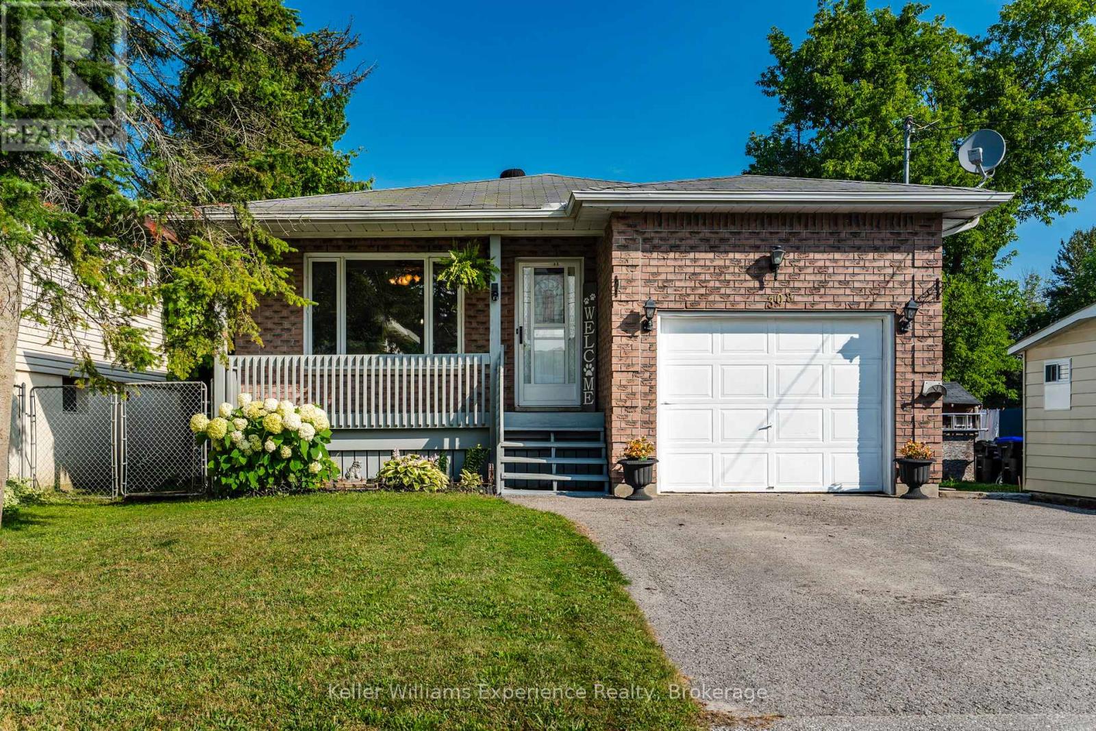 308 ASSINIBOIA STREET, Tay, Ontario