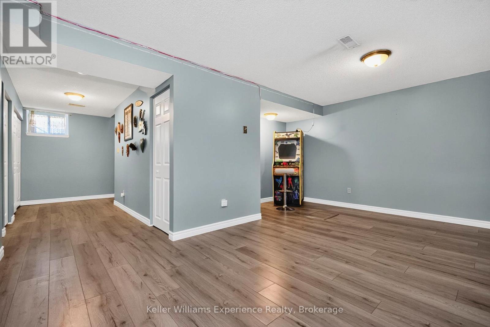 308 Assiniboia Street, Tay, Ontario  L0K 1R0 - Photo 25 - S12490762