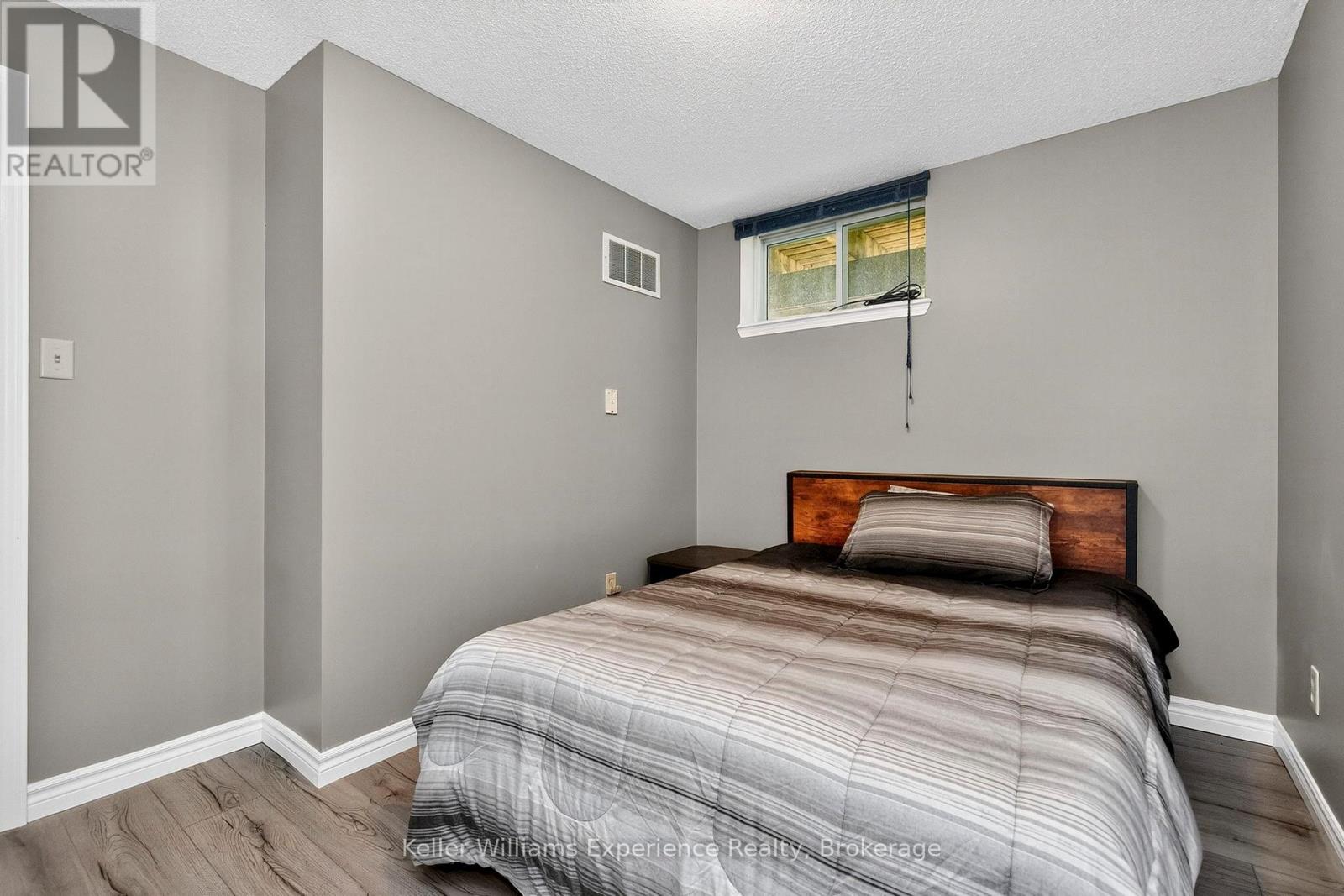 308 Assiniboia Street, Tay, Ontario  L0K 1R0 - Photo 31 - S12490762